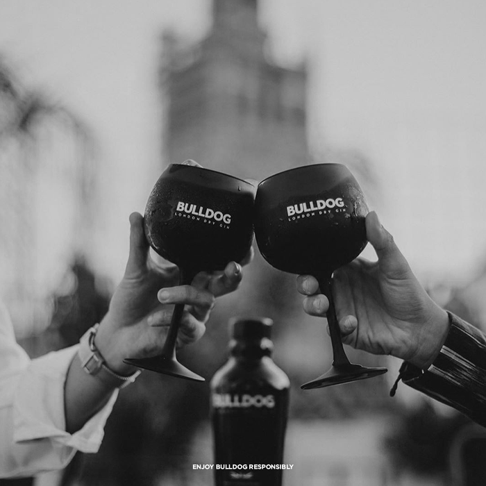 Bulldog London Dry Gin With 2 Free Balloon Glasses 750ml