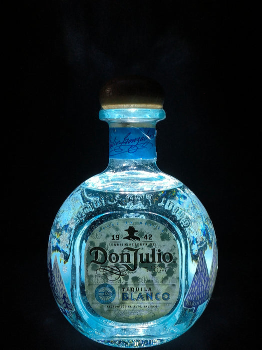 Limited Edition: Christmas Snow Globe Don Julio Blanco | 750ml