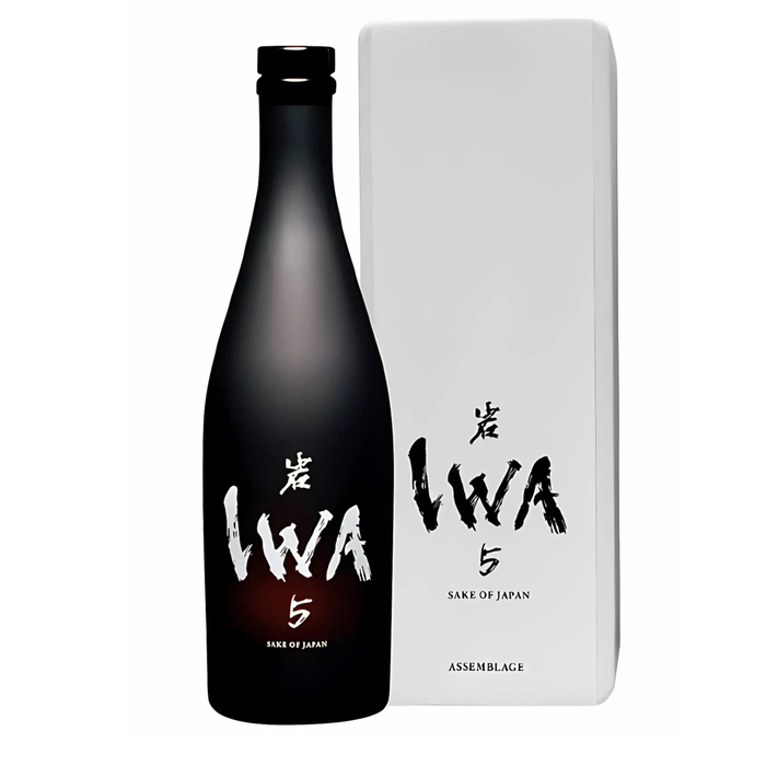 IWA5 Assemblage 6 Sake 720ml With Gift Box