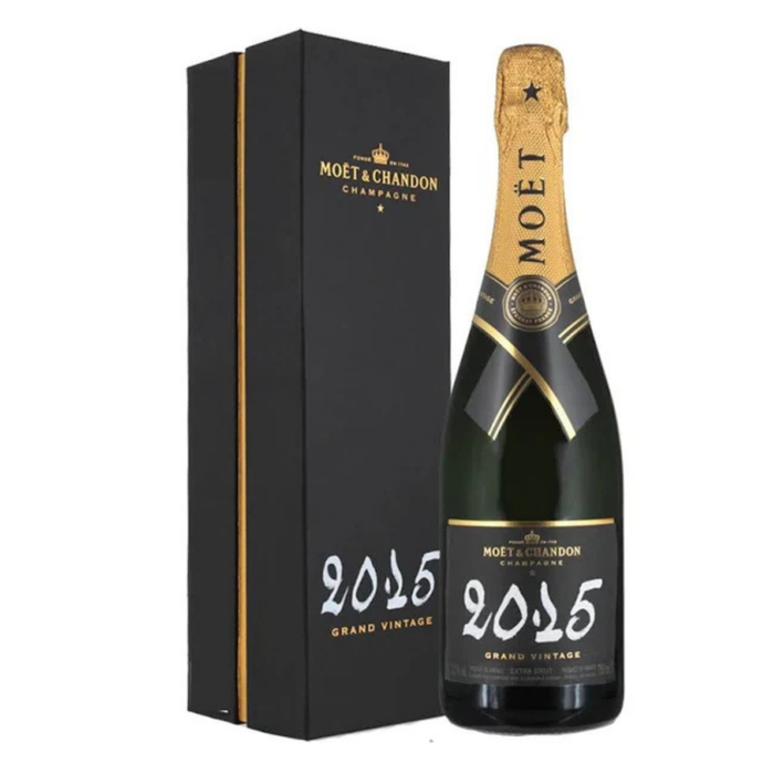 Moet & Chandon Grand Vintage Blanc 2015 (Giftbox) 750ml