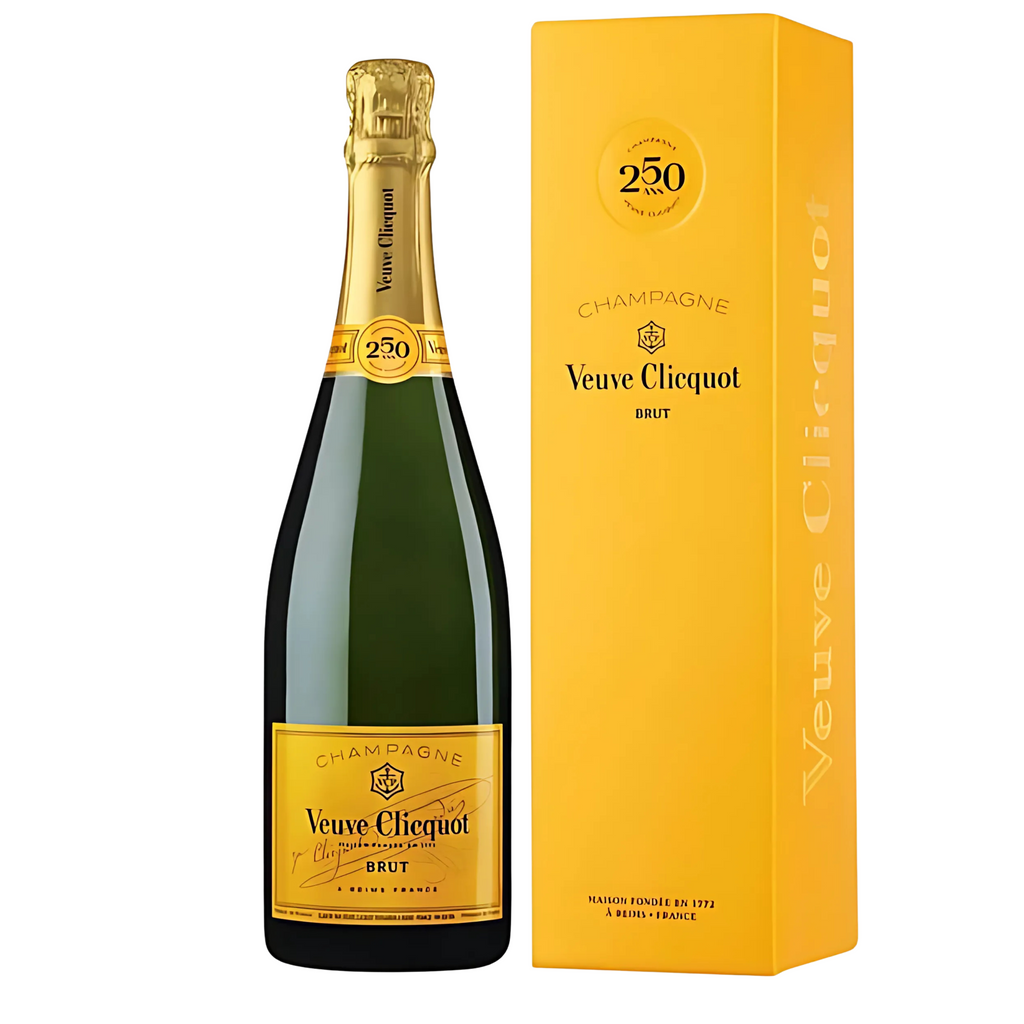 Veuve Clicquot Yellow Label (Giftbox) | 750ml | Asher BWS Alcohol