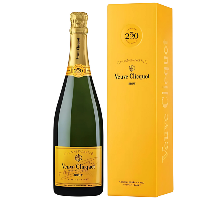 Veuve Clicquot Yellow Label (Giftbox) 750ml